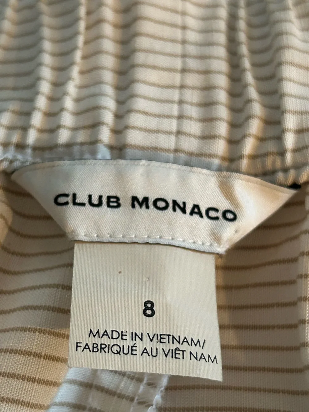 Club Monaco Pinstripe Shorts in Tan and Ivory. Women’s Size 8